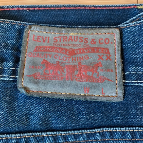 Levi's 506 Standard Rise Mens Size 31 x 32 Zipper Pockets Denim Jeans - Picture 2 of 16